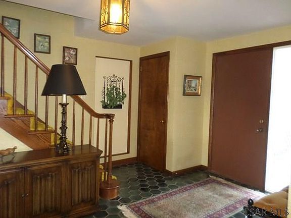 2nd image of 230 Theatre Dr