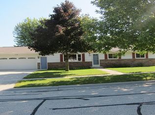 2411 Kensington Ave, Plymouth, WI 53073