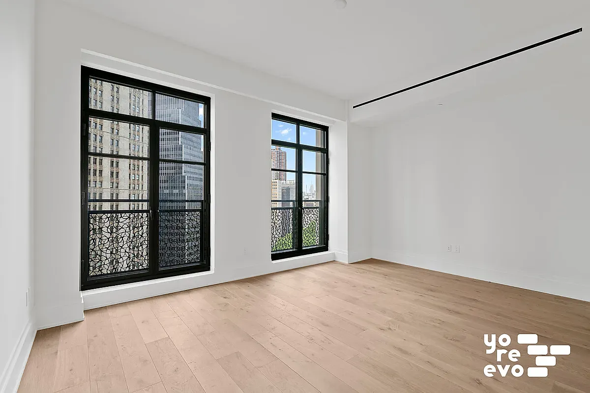 25 Park Row — Photo 2