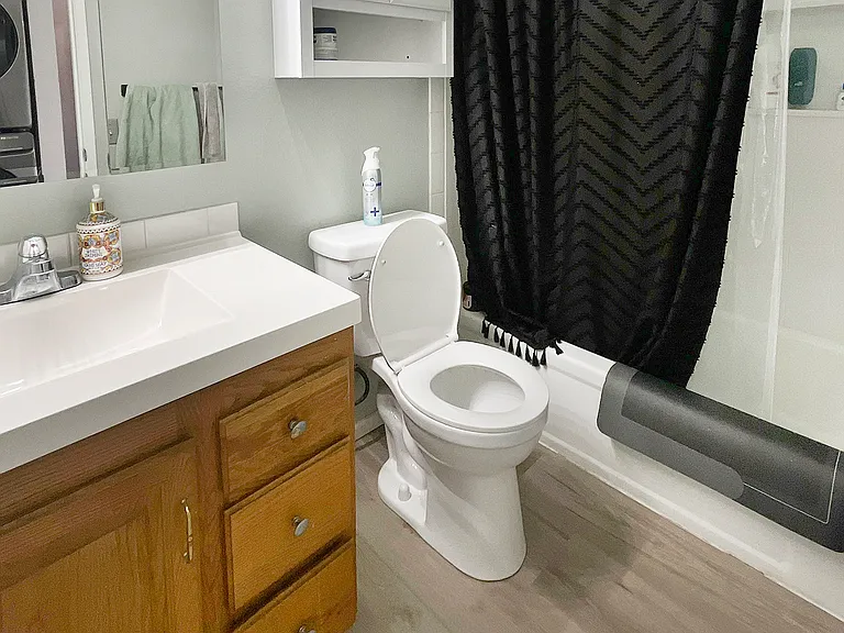221 McCarrey St #18BUNIT-18 — Photo 7