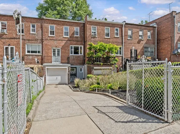 140 Van Cortlandt Park S image 30 of 37