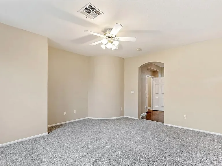 1809 Snow Spring Ln — Photo 32