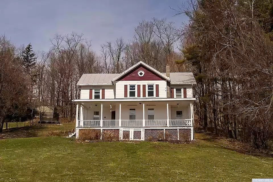 1st image of 27 Mellenville Sq