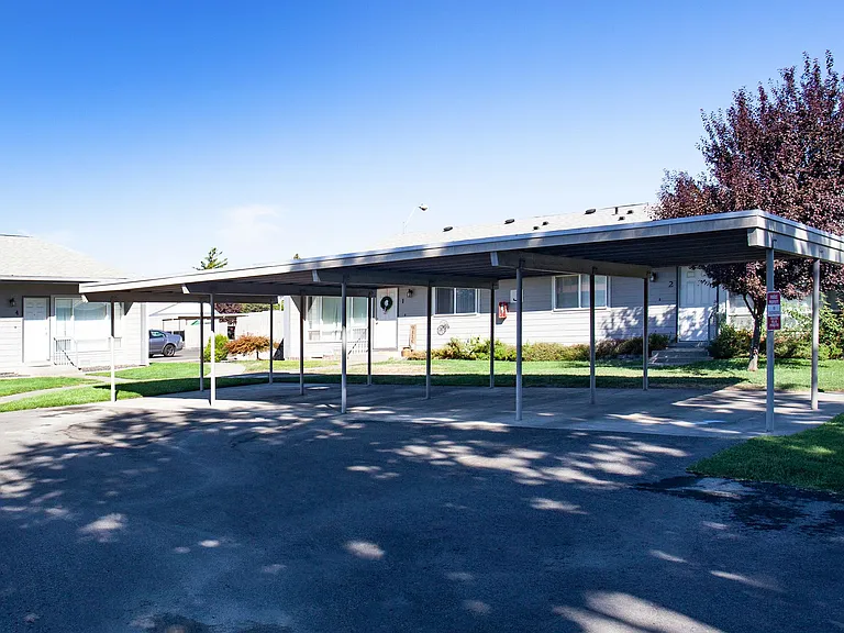 Aspen Hills Apartments — Photo 18