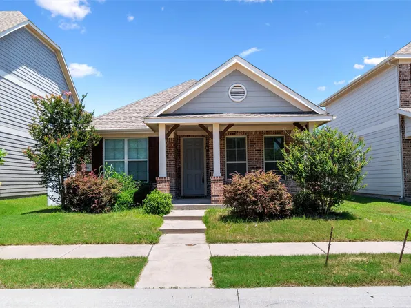 1013 Bruni Ct, Savannah, TX 76227