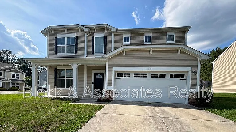 101 Red Bird Dr — Photo 1