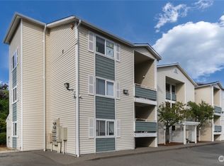 9731 Holly Dr #A303, Everett, WA 98204