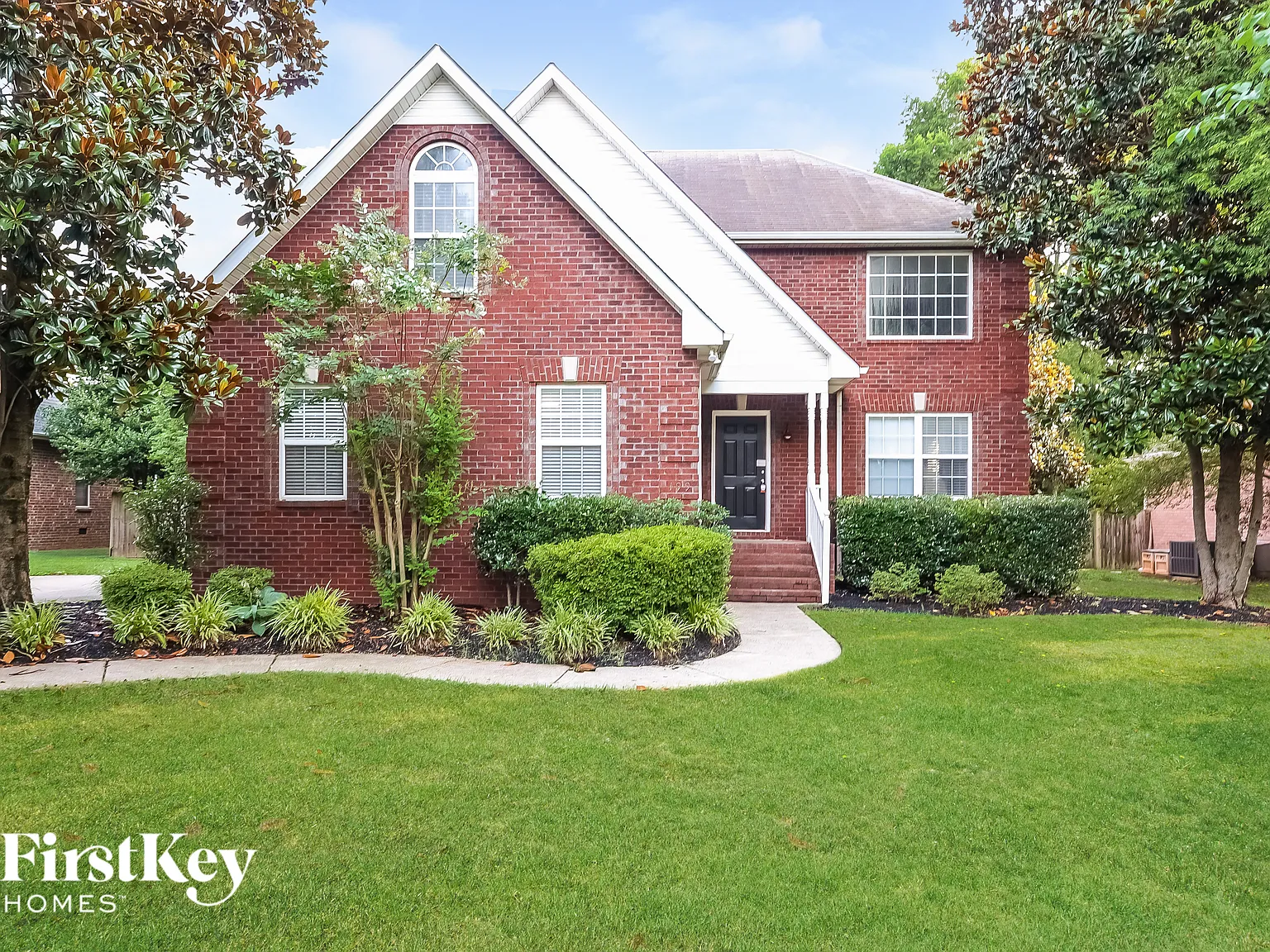 3 bed, 2.5 bath, 2359 sqft, $2,530 — Photo 1