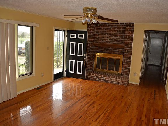 3rd image of 75 Morazan Farm Way