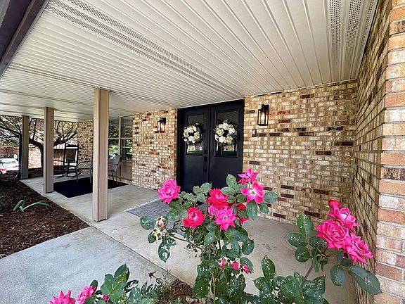 4th image of 7486 Canterbury Rd