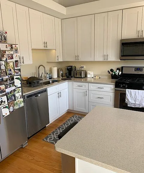 1151 W Wrightwood Ave #3W — Photo 2