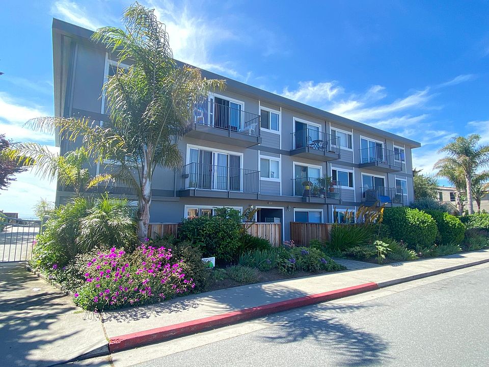 1st image of 4800 Opal Cliff Dr APT 204