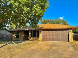 3820 Pueblo Trl, Lake Worth, TX 76135