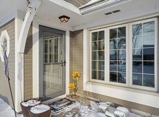 18 Somerset Dr, Waconia, MN 55387