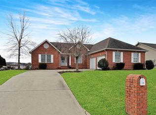 117 Gladwyn Dr, Millstadt, IL 62260