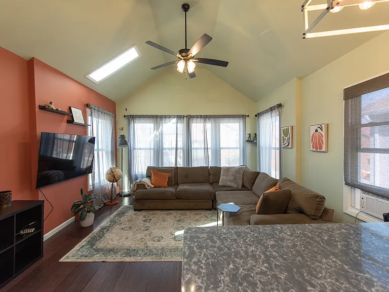 4731 Beach 47 St #2 — Photo 33