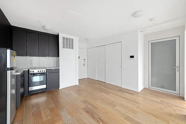 Rented by Voro NYC | media 16