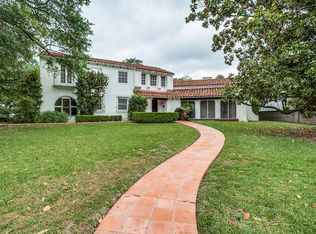 101 Gatewood Ct, Terrell Hills, TX 78209