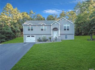 294 Long Island Ave, Holtsville, NY 11742