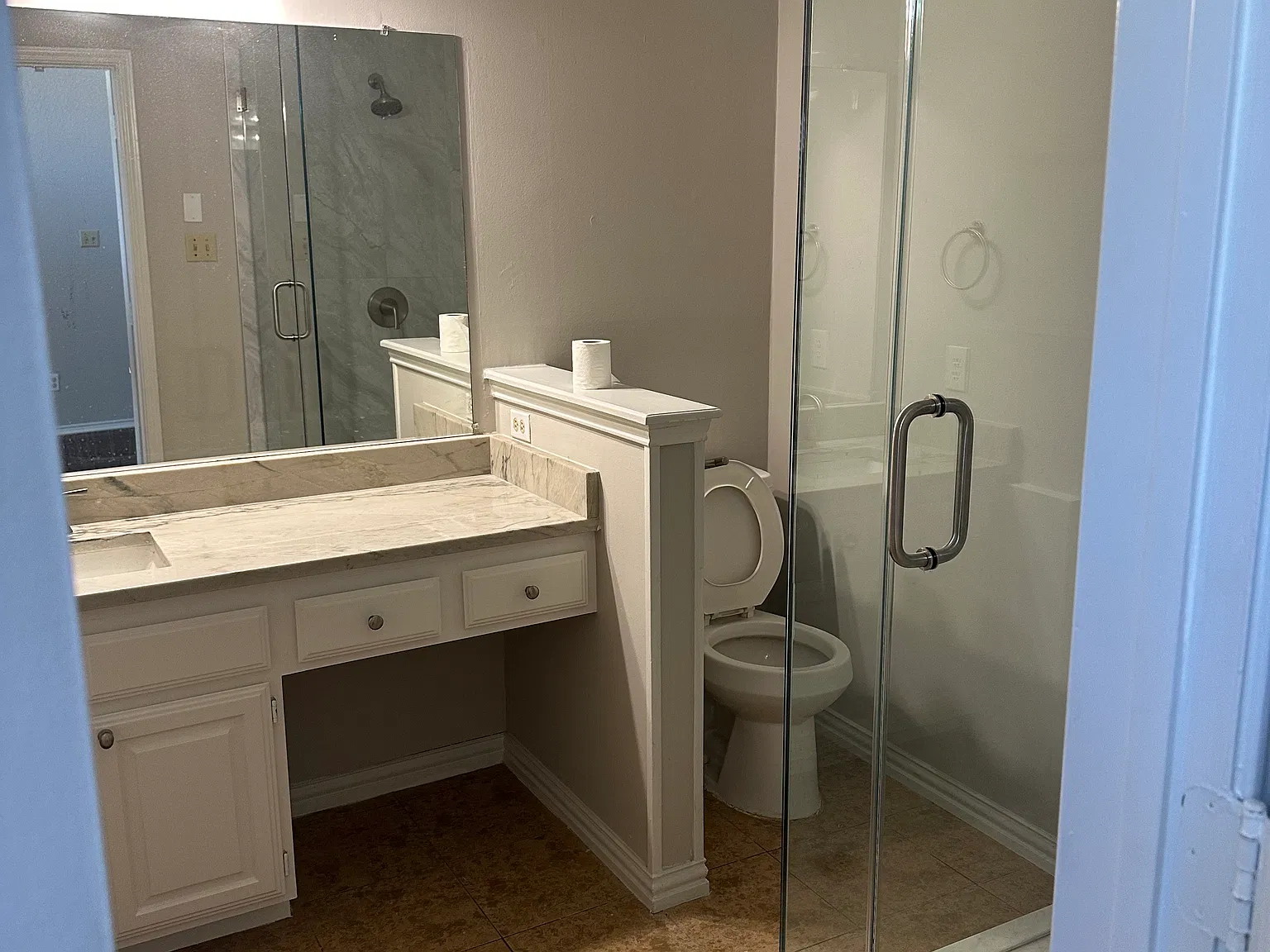 3 bed, 1300 sqft, $2,200 — Photo 4
