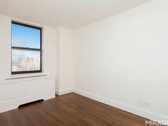5th image of 330 E 39th St APT 19D