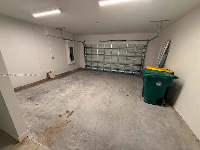 4957 Oakmont Ave — Photo 18