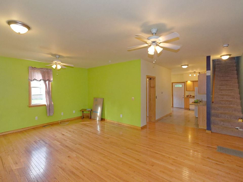 15 State St, Valley Falls, NY 12185 Zillow