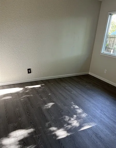 1826 Alameda Ave — Photo 9