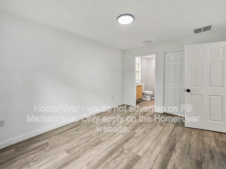 6851 SE 23rd Ave — Photo 15
