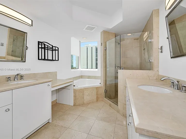 3001 Turnberry Way #1831 — Photo 10