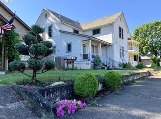 1517 SE Pine St, Roseburg, OR 97470