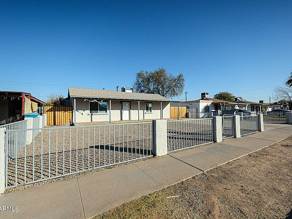4th image of 212 E SOUTHGATE Avenue