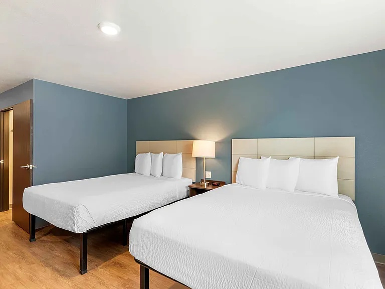 Studio Suite - 2 Queen Beds