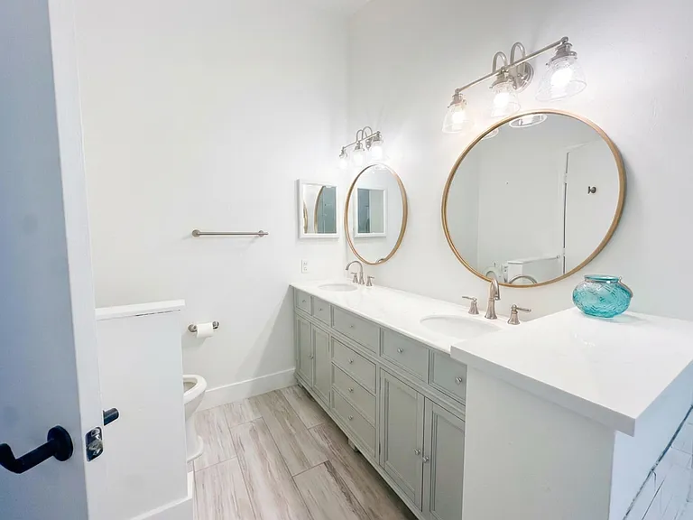 6207 Old Court Rd #604 — Photo 9