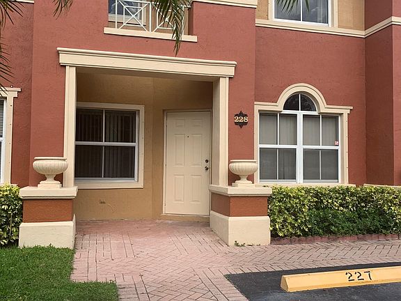 2nd image of 11437 NW 62nd Ter APT 228