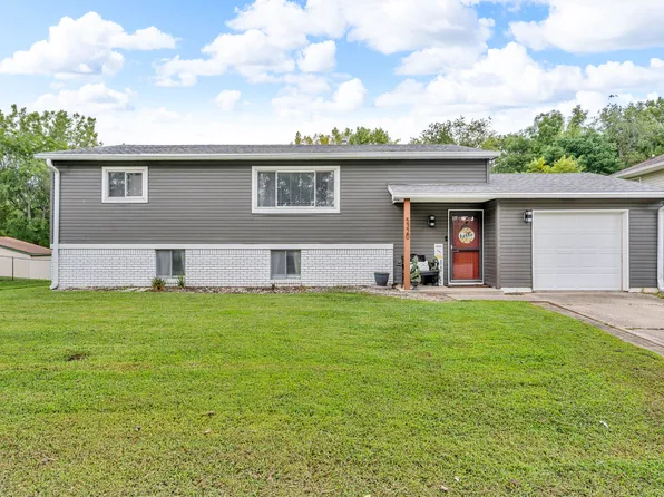 5320 Norcroft Dr, Indianapolis, IN 46221