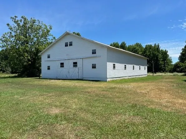 Breeden Ln, Bolivar, TN 38008