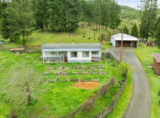 10908 N Myrtle Rd, Myrtle Creek, OR 97457