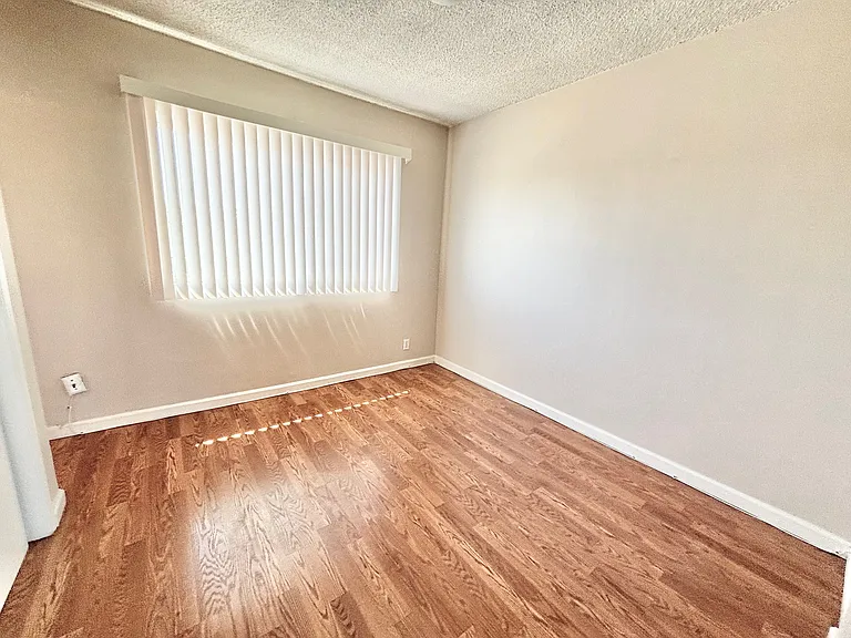 1801 Whittier Ave #5 — Photo 7