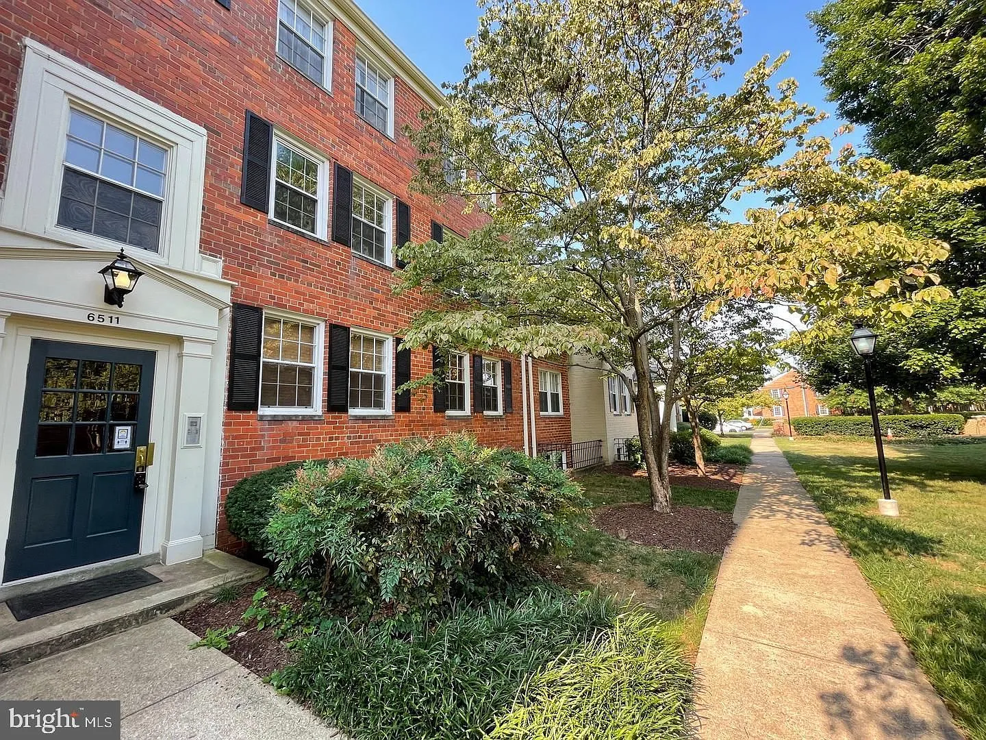 Belle View — Photo 1