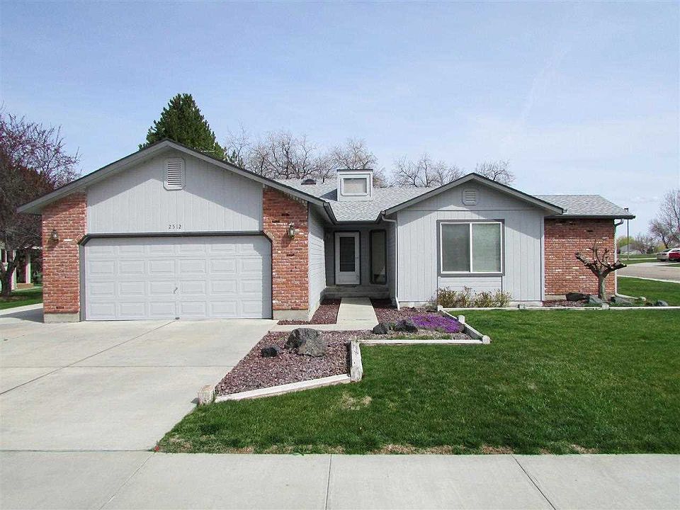 1st image of 2512 Hillcrest Way