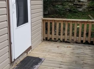 615 W Main St, Sophia, WV 25921