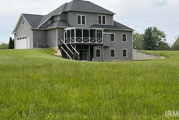 3rd image of 8210 Rose Rd