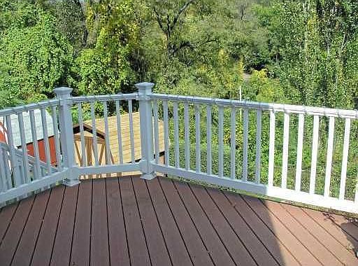 Trex & Vinyl Deck