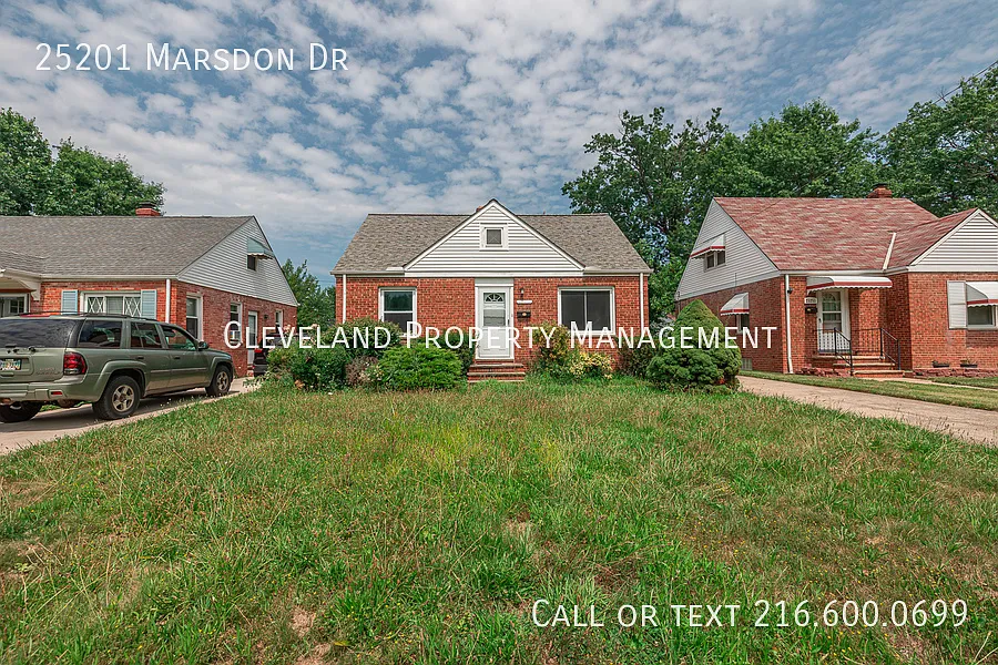 25201 Marsdon Dr photo 1