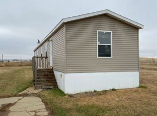 1377 6th Ave SE, Dickinson, ND 58601