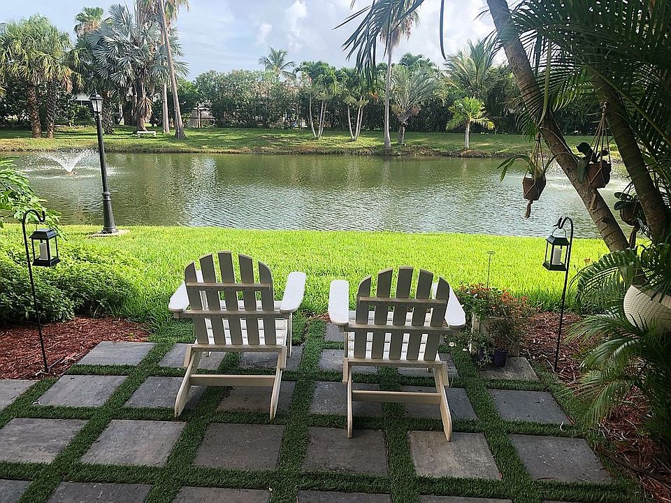 Semi Private Pond View