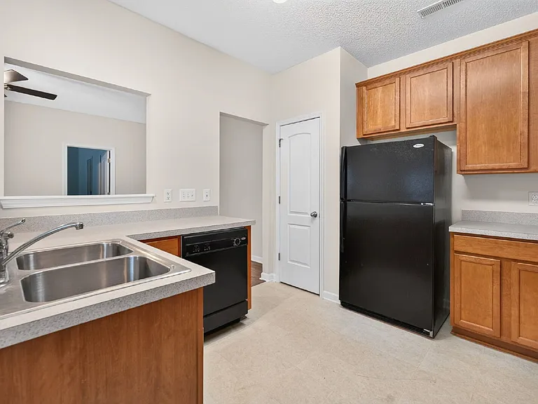 2325 Waverly Crossing Rd — Photo 20