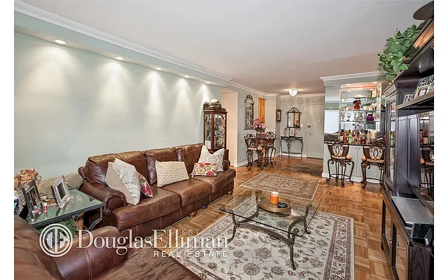 Sold by Douglas Elliman | media 26