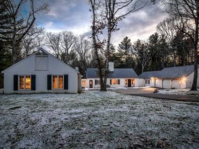 11 Glen St, Dover, MA, 02030